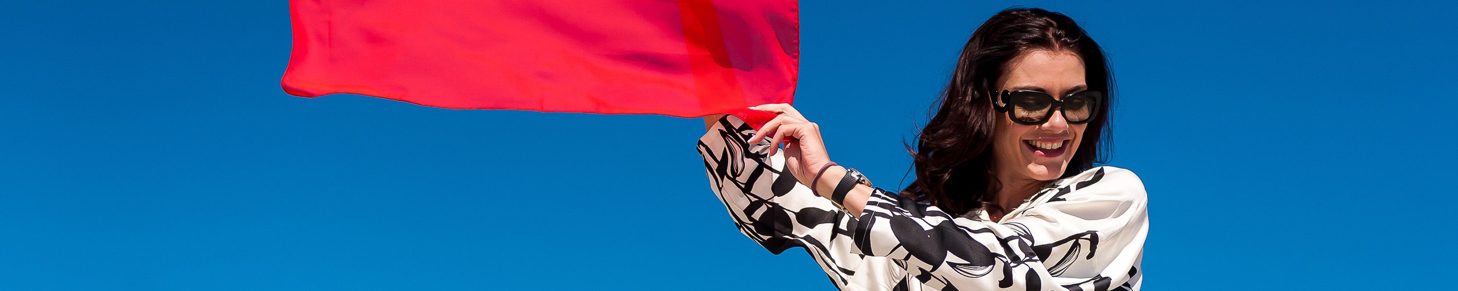 Recognizing Red Flags in Online Interactions